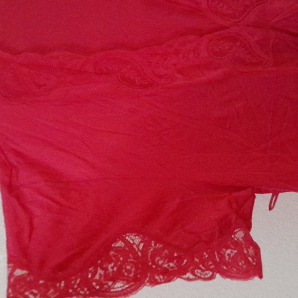 Vintage Vandemere Bright Pink Lace Trimmed One Button Gown - Picture 4 of 11